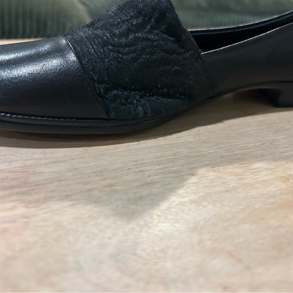 Miz Mooz | Distressed Black Leather Flats | Women’s 40/9-9.5 - Picture 4 of 11